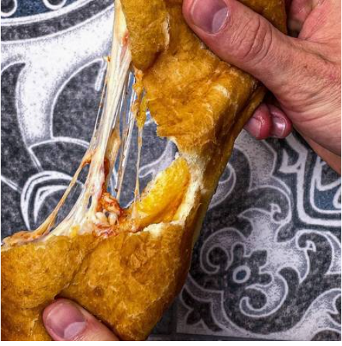 Nos Panzerotti Mortadella Mozzarella