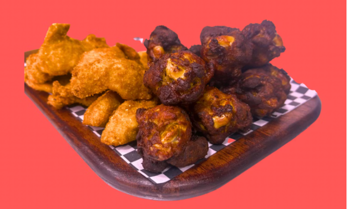 Bucket Tenders (x4) & Hot Wings (x4)